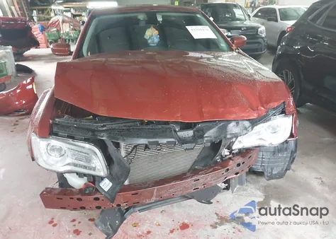 2021 Chrysler 300 Touring из США, поврежденный, VIN 2C3CCAAGXMH601329